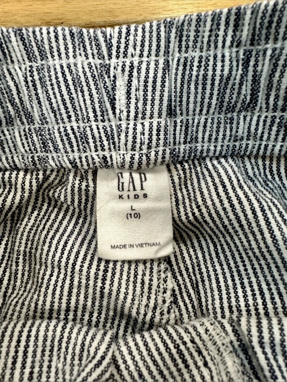 GAP Kids Drawstring Blue and White Striped Shorts Boys 10